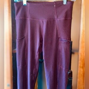 New Copper Fit Size S/CH/P activewear. Burgundy